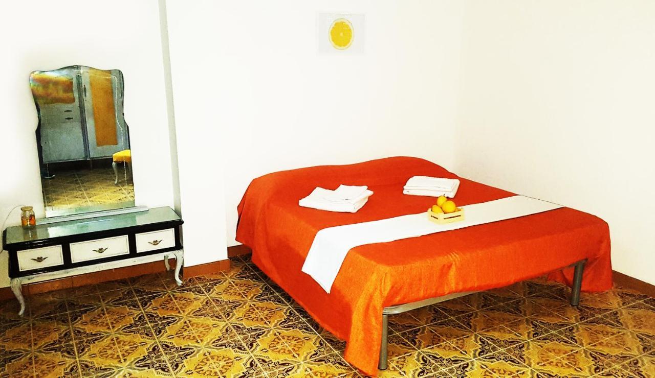 Bed and Breakfast Casa Gentile Caruso à Torrenova  Extérieur photo